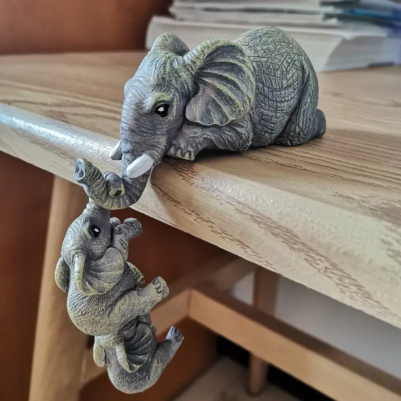 ELEFTRA™ Hanging Elephant Trio